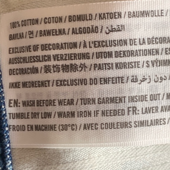 ABERCROMBIE & FITCH Denim jean cut-off skirt (about Size 6 or 24) - Picture 11 of 13